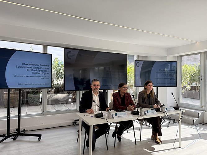 Diagnóstico precoz y coordinación asistencial, base para afrontar el reto del paciente crónico pluripatológico 1 Foto clausura III Foro Nacional Cronicidad